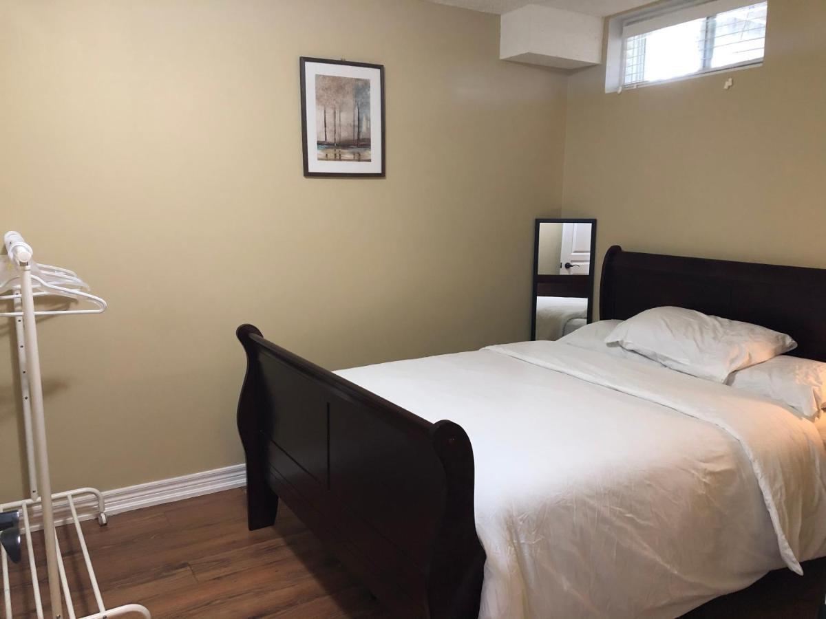 Spacious 2 Bedroom Guest Suite Toronto Eksteriør billede