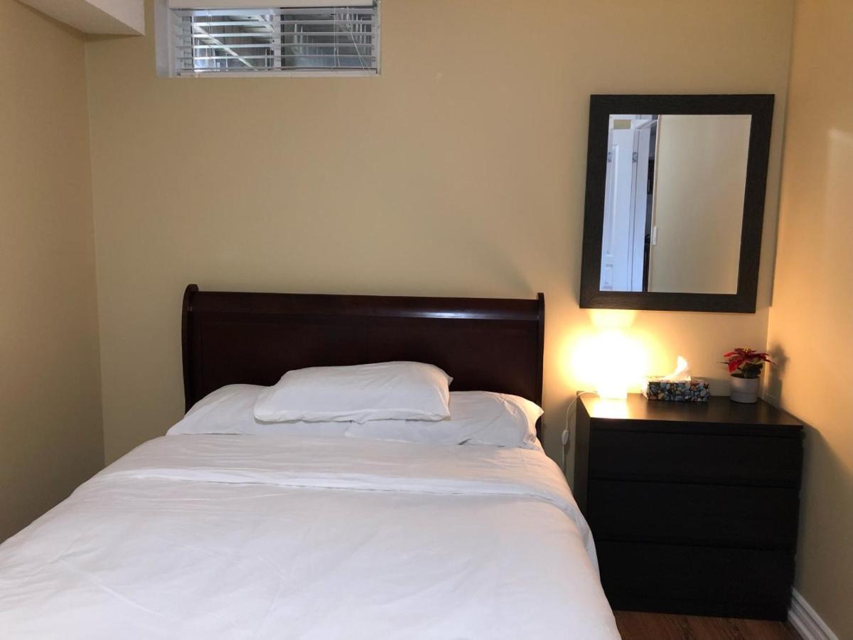 Spacious 2 Bedroom Guest Suite Toronto Eksteriør billede