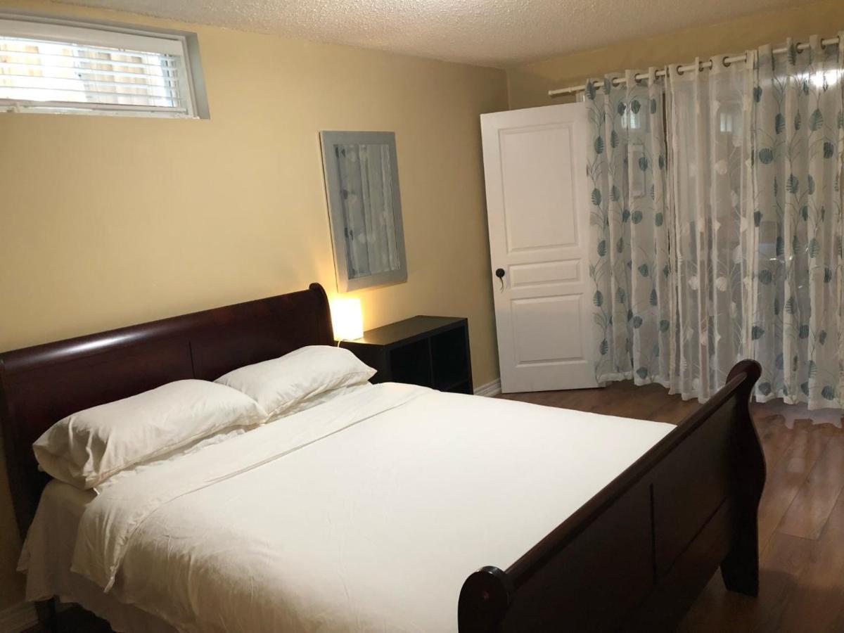 Spacious 2 Bedroom Guest Suite Toronto Eksteriør billede